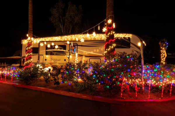Christmas RV Decorating Contest at Oak Creek RV Resort